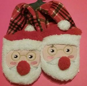 Santa slippers, soft and comfortable